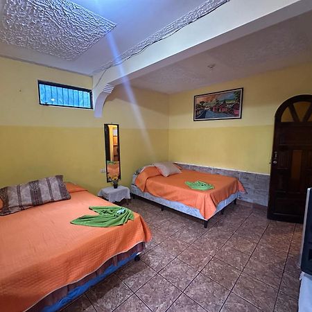 Hospedaje Gonzalez San Pedro La Laguna Dış mekan fotoğraf
